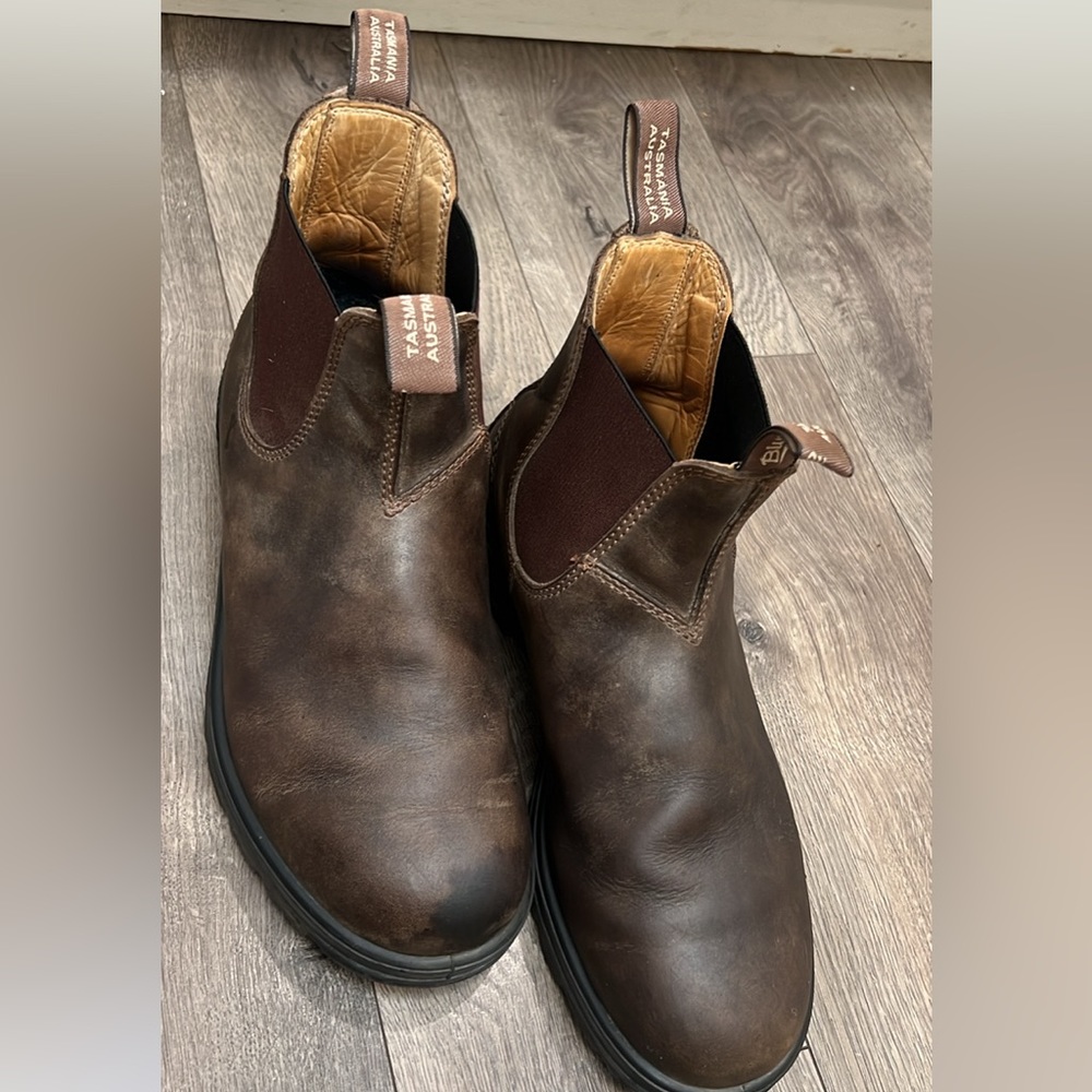 Blundstone work Boots AU size 8; US men 8.5 or US women 10.5